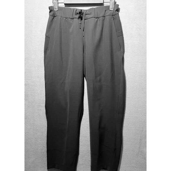 Lululemon Cropped Black Pants Women's Size 4 - Picture 1 of 5